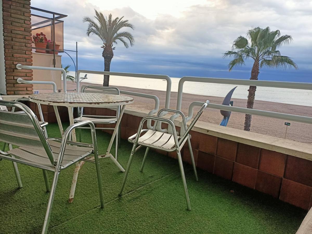 Piso Jover Alojamiento Para Mayores De 25 Anos !! Lloret de Mar Eksteriør billede